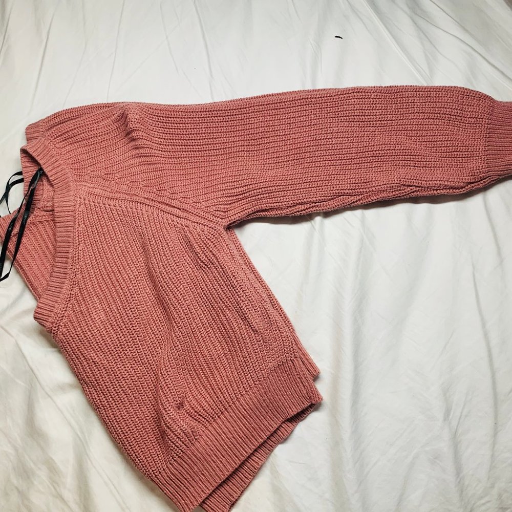 Forever 21 Pink V-neck Crop Sweater